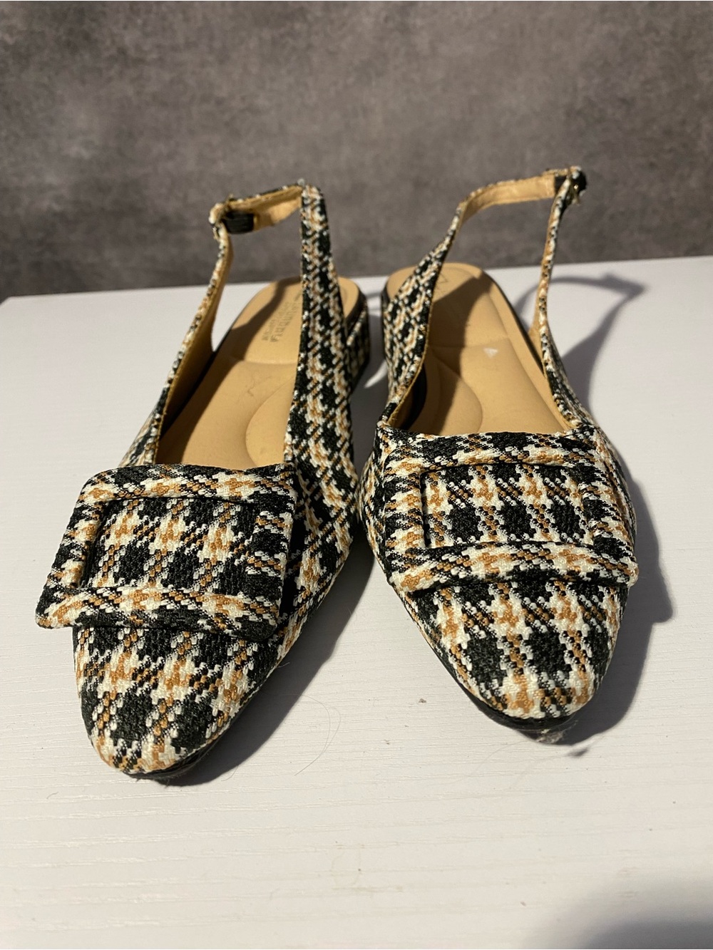 CL BY LAUNDRY Houndstooth Slingback Flats Pointed Toe Buckle Accent Size 7.5